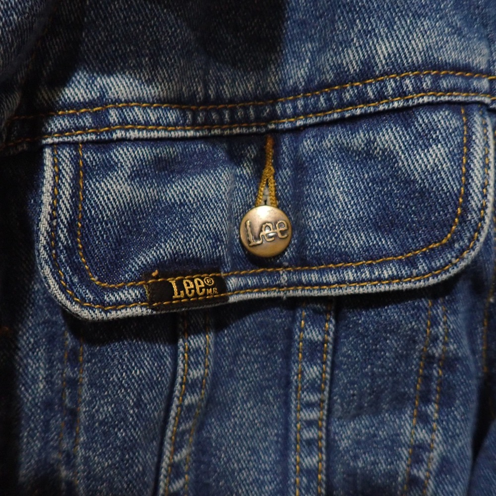Lee Denim Trucker Jacket Medium Wash Blue Jean Button Up Coat Large - Picture 3 of 5